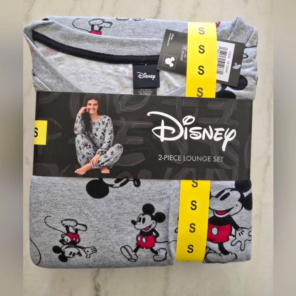 Disney Mickey Mouse Pajama Set